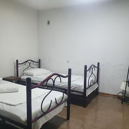 Guest House Zemeli Тбилиси Екстериор снимка