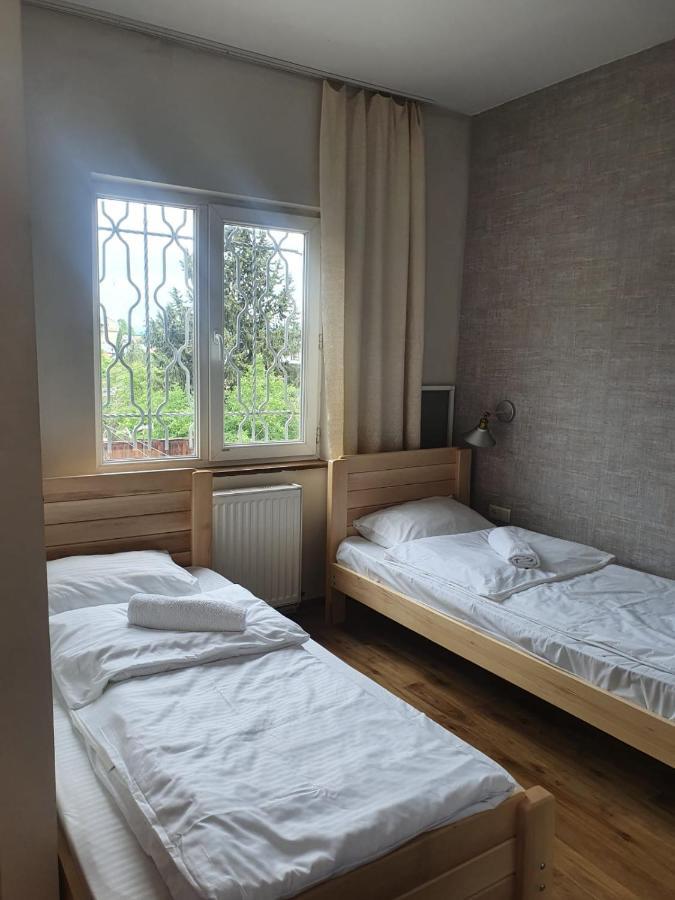 Guest House Zemeli Тбилиси Екстериор снимка