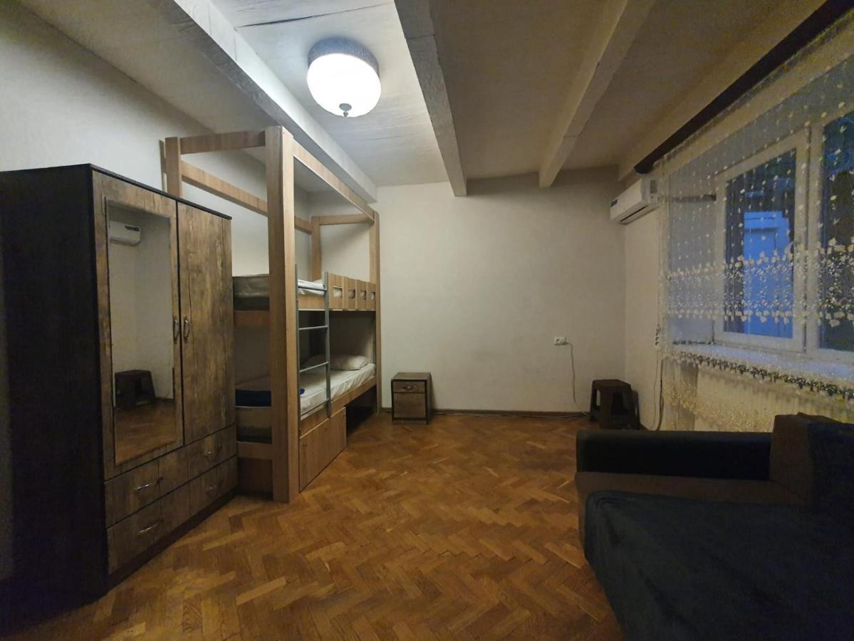Guest House Zemeli Тбилиси Екстериор снимка