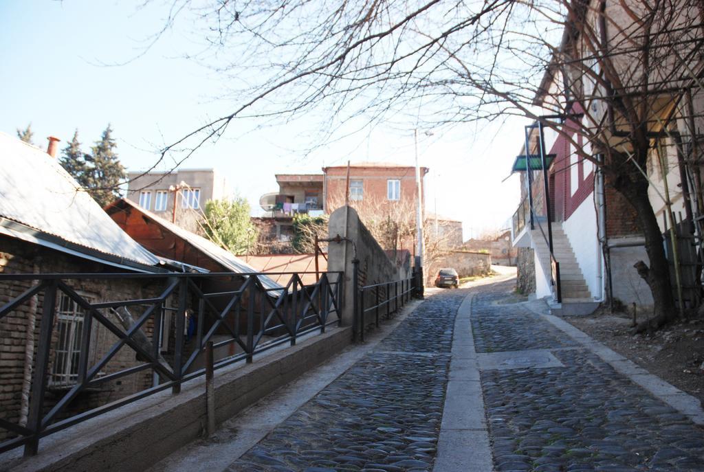 Guest House Zemeli Тбилиси Екстериор снимка